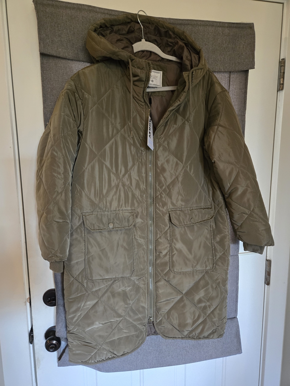 Ashley By 26 International Olive Quilted Hooded Jacket Size Small